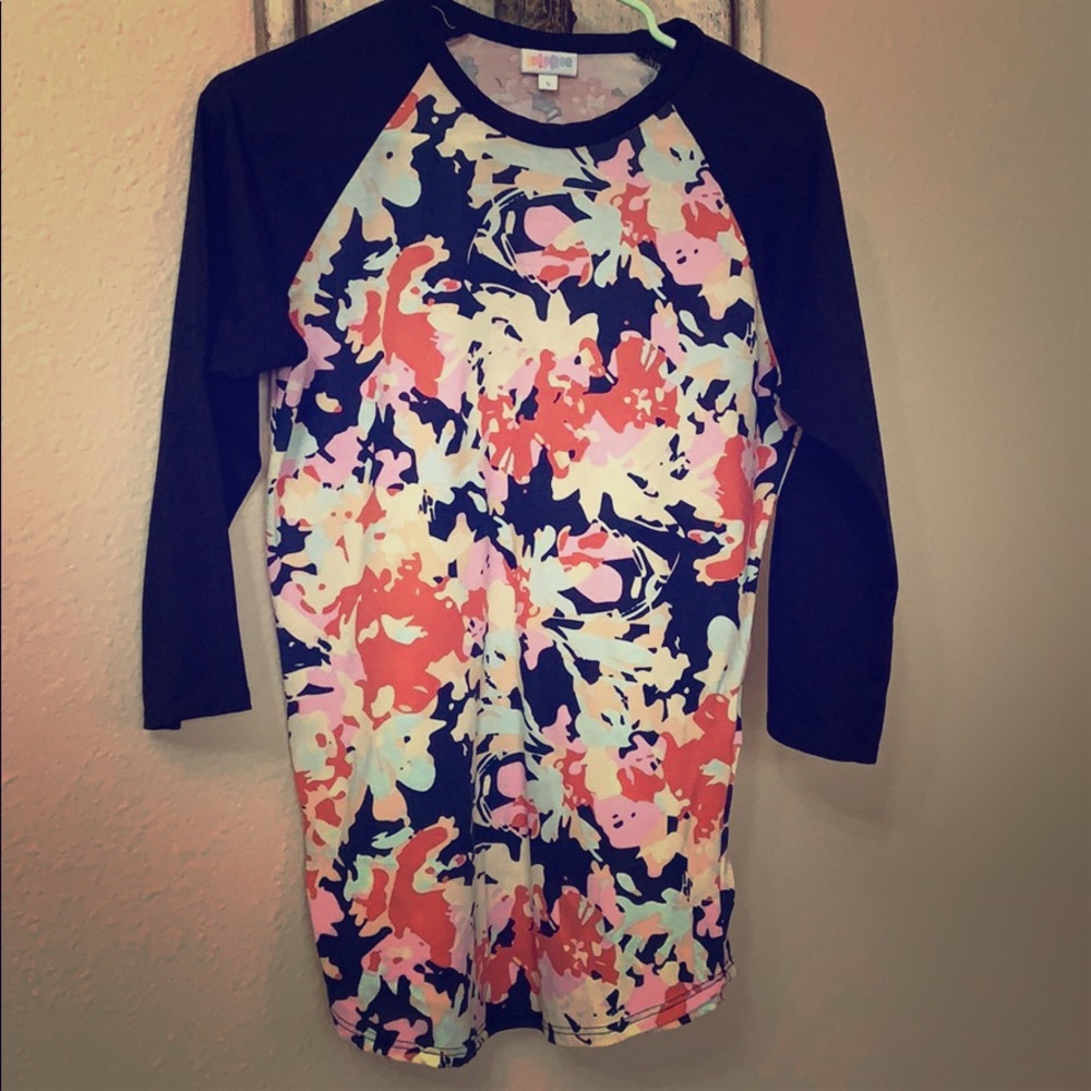 Womens 3/4 sleeve shirt